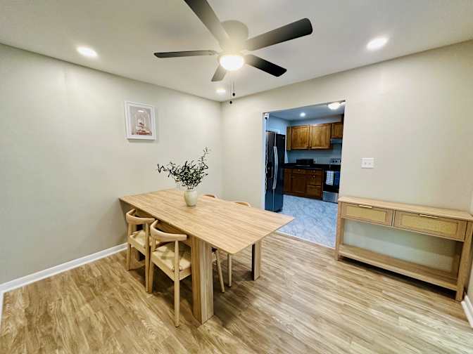 Donglin's room