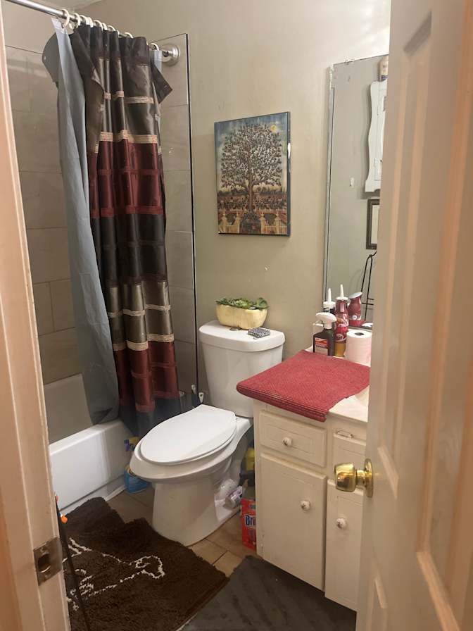 sandy's room