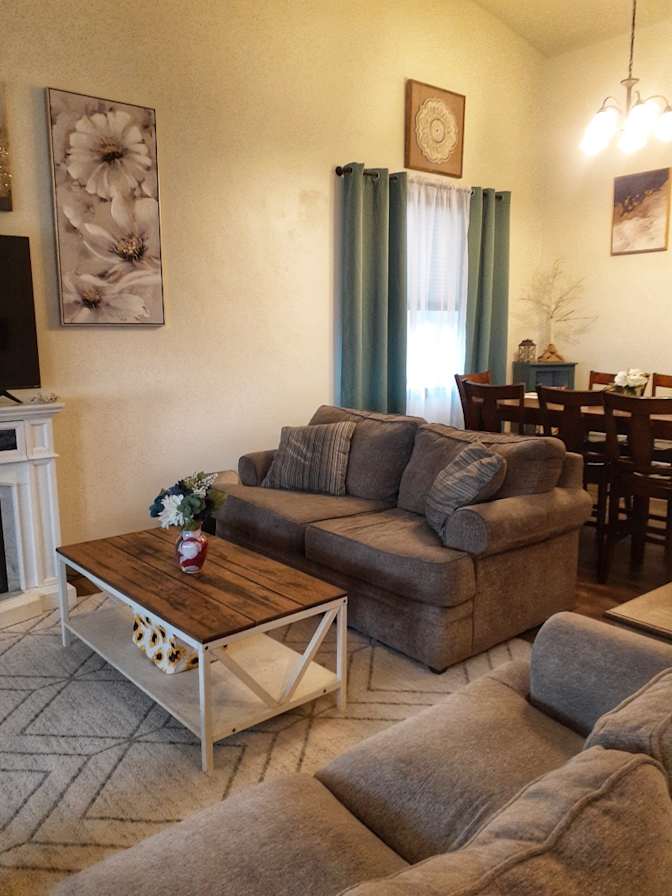 Donna Bohling's room