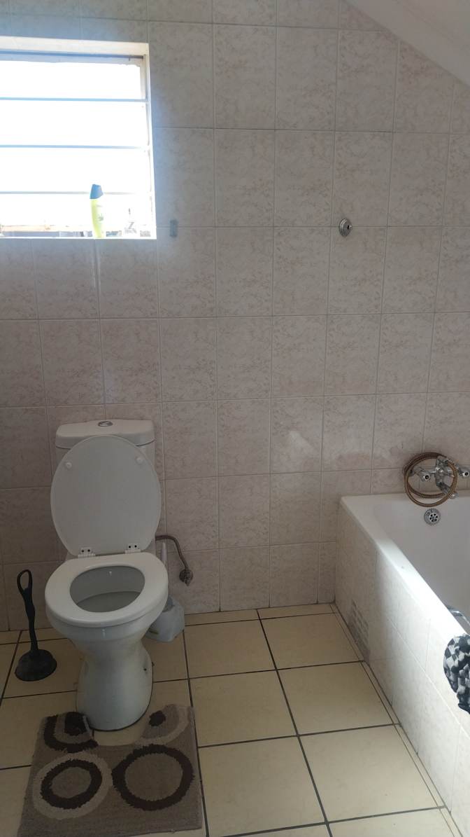Sunita van wyk's room