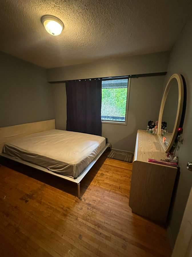 Paul Carnall's room