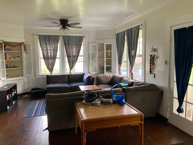 Isabelle's room