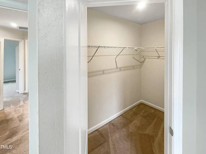 Alcove Rooms's room