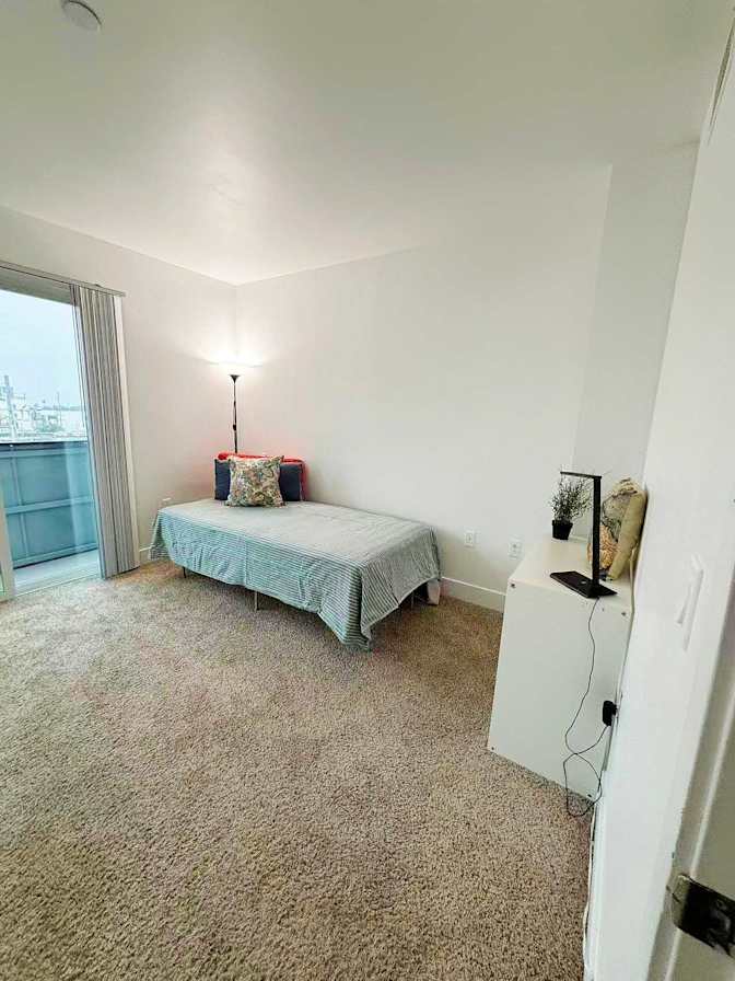 Mae T's room