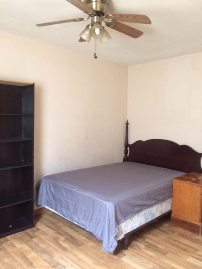 Qiang Wu's room
