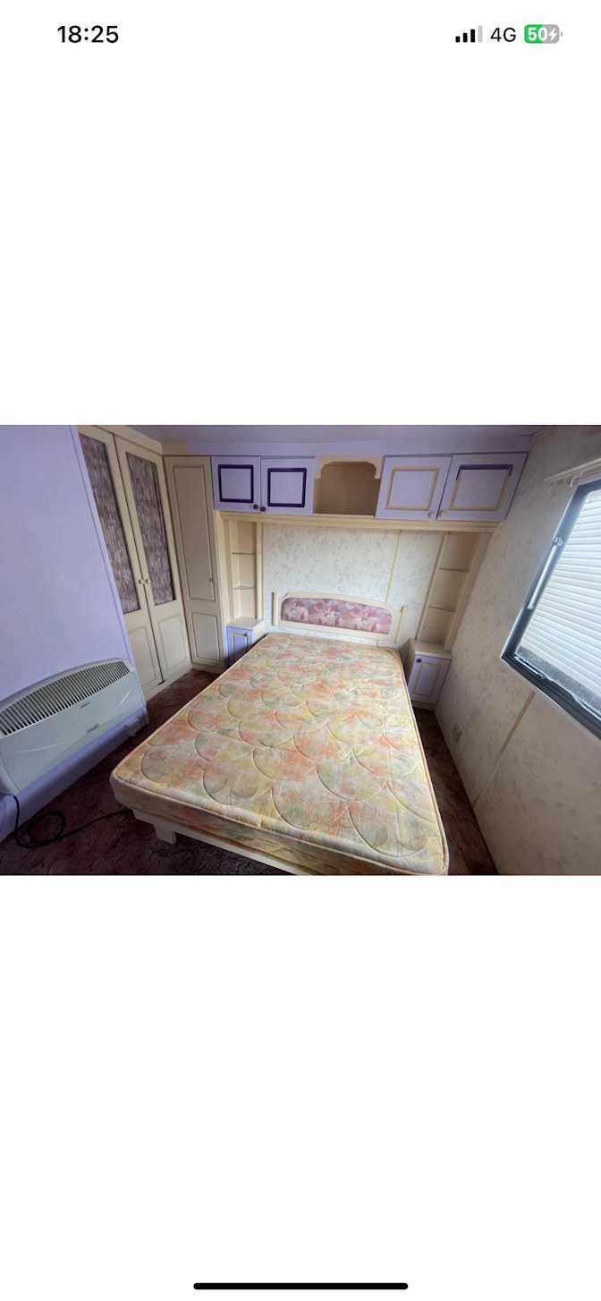Bashir's room