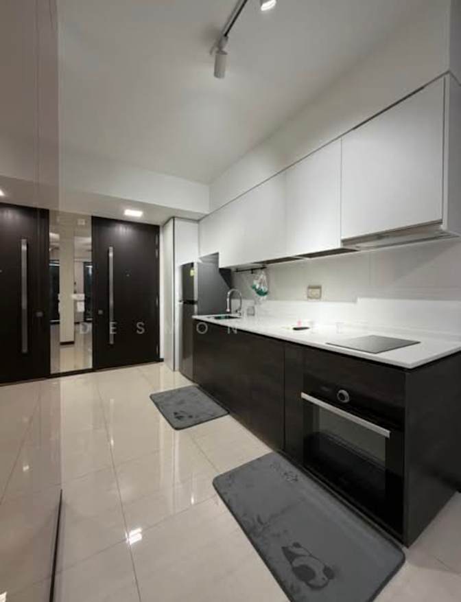Kenny Ong's room