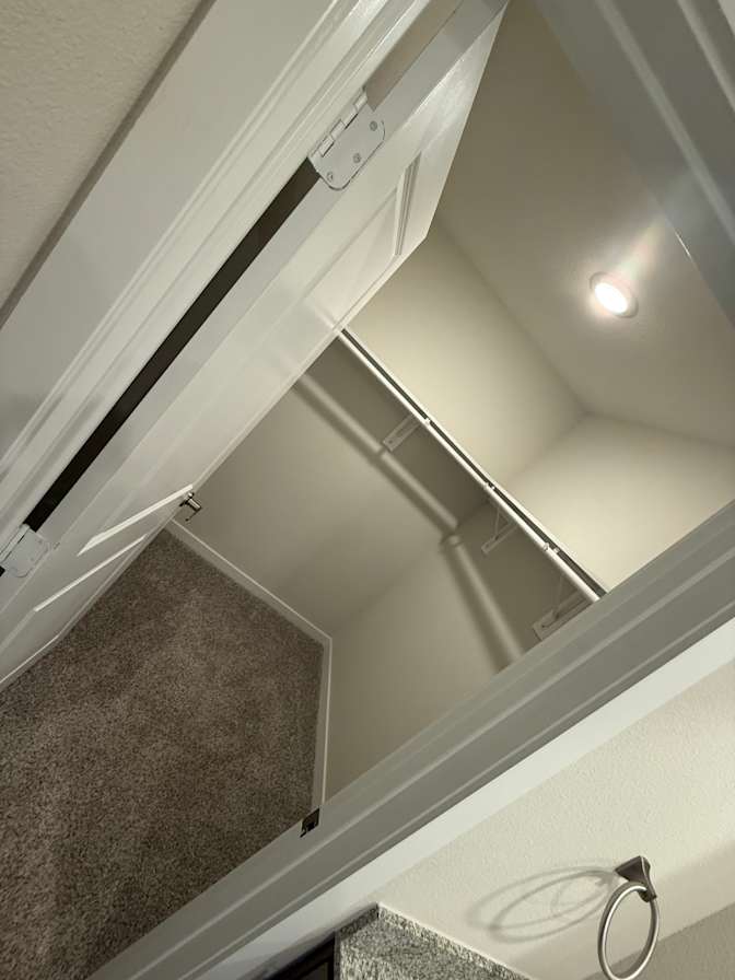 Julio's room