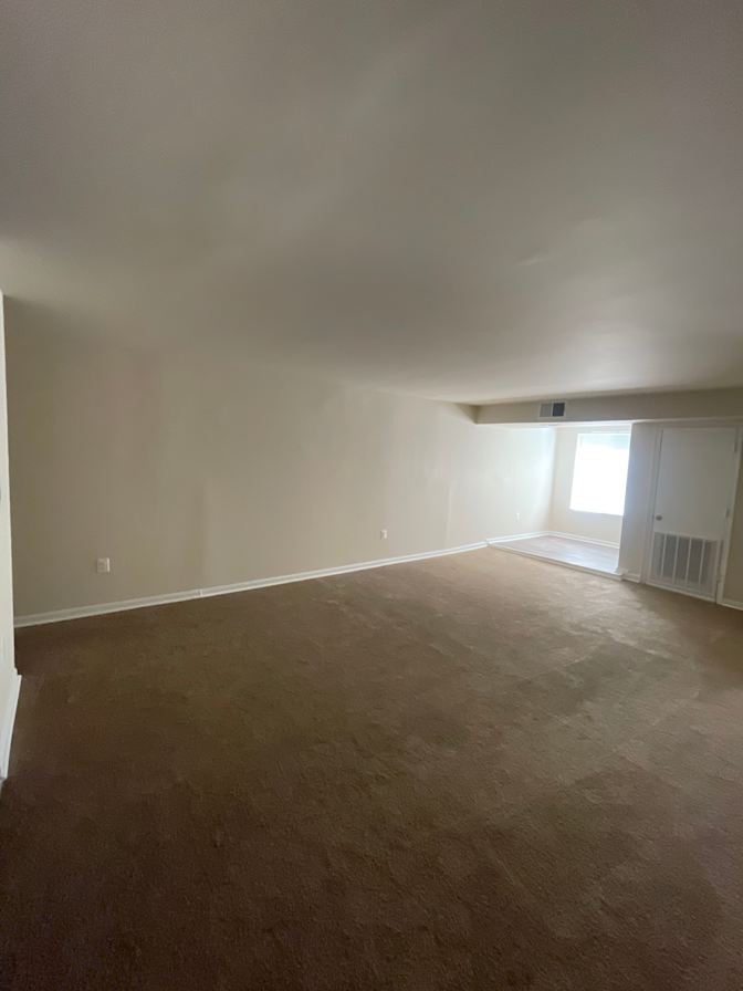 Loui's room