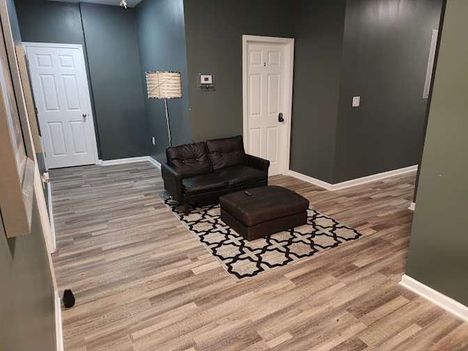 CL&C Property Management and Consulting's room
