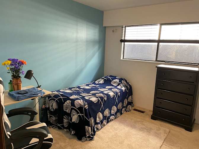 Brian Waines's room