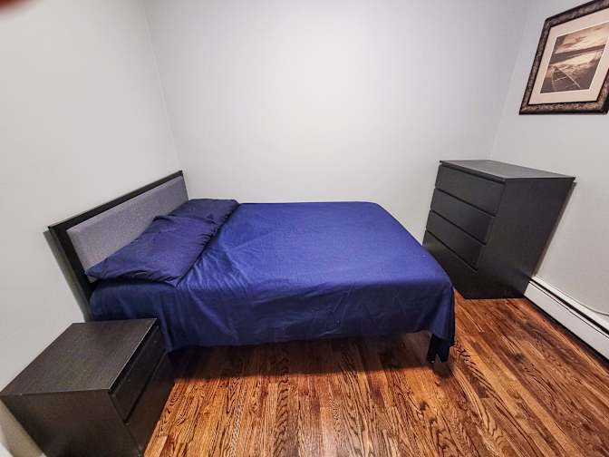 Malik's room