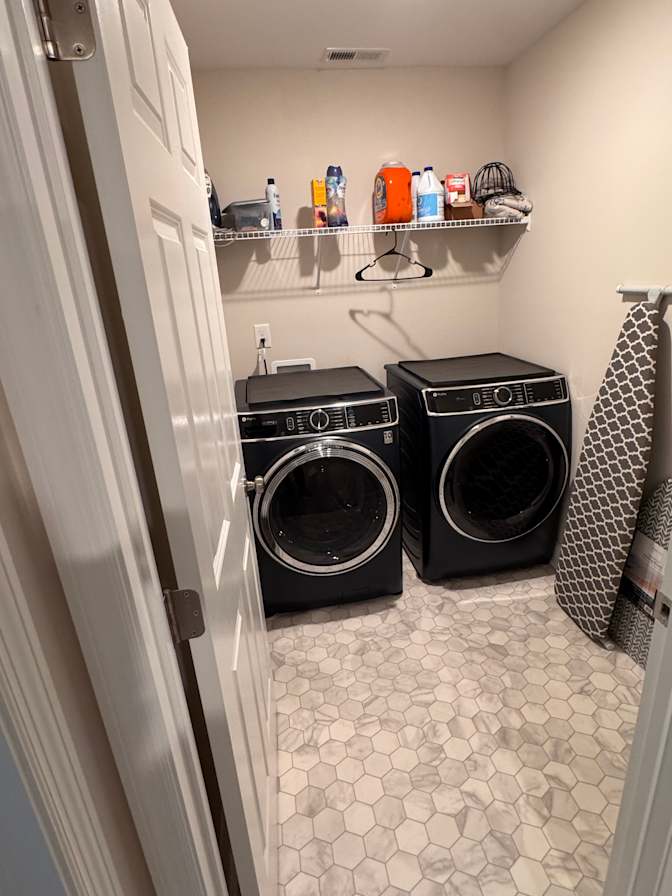 Juan's room