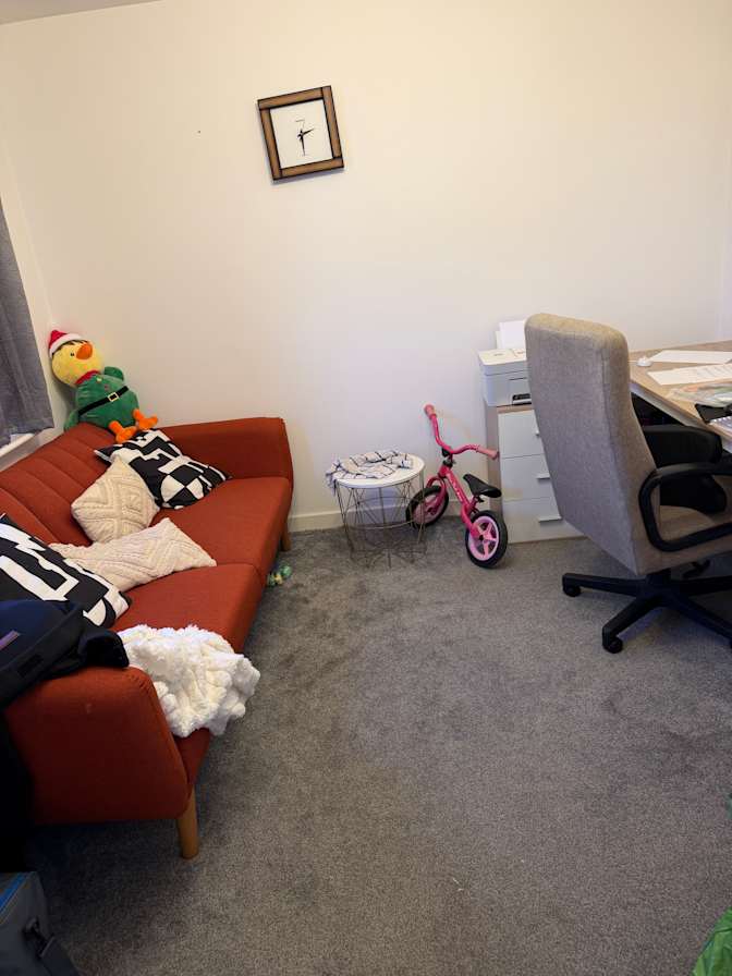 Rutuja's room