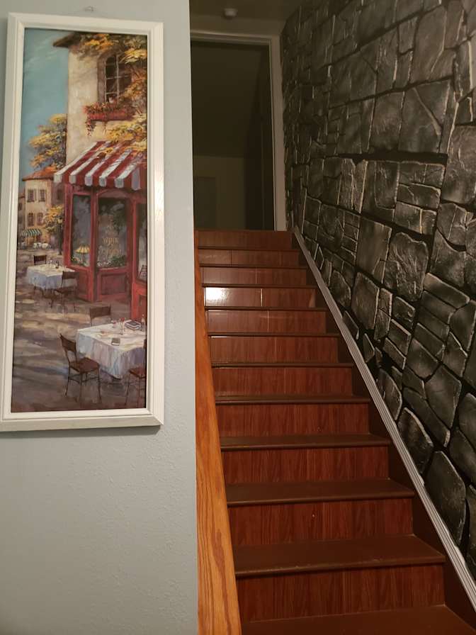 La Maison's room