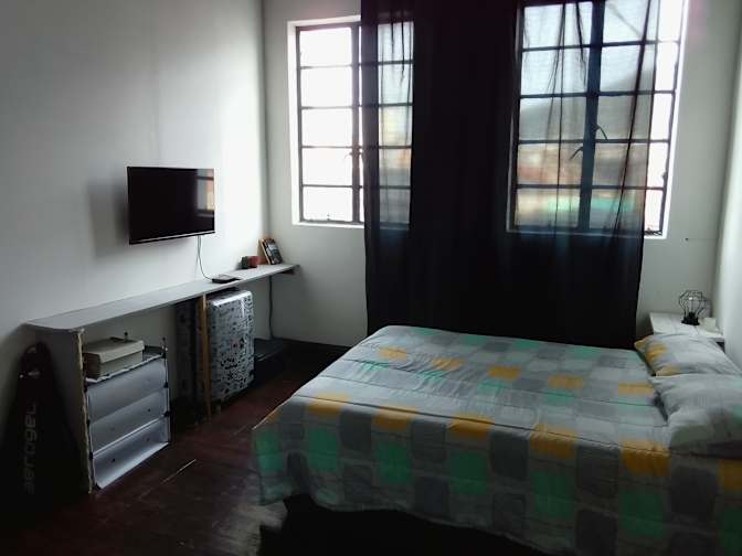 Room in Woodstock's room