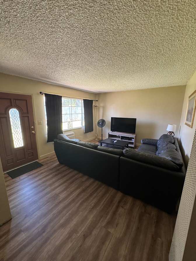 victoria ezell's room