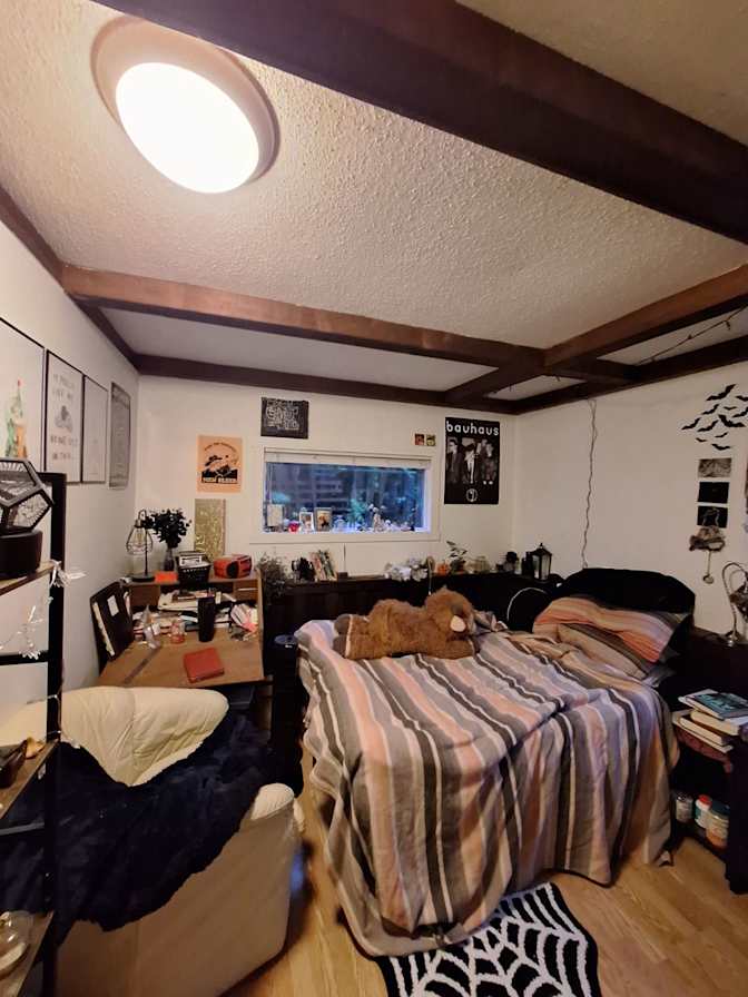 Jenna's room