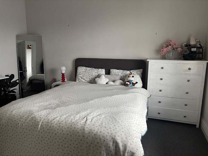 Kashifa's room