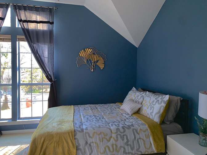 Grecia's room