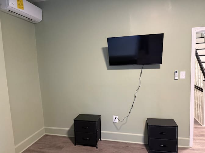 Kelly's room