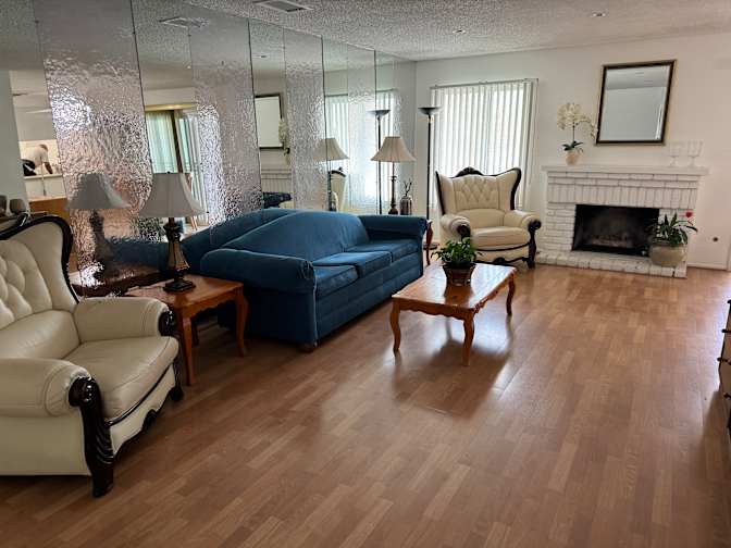 ROOM'S FOR RENT's room
