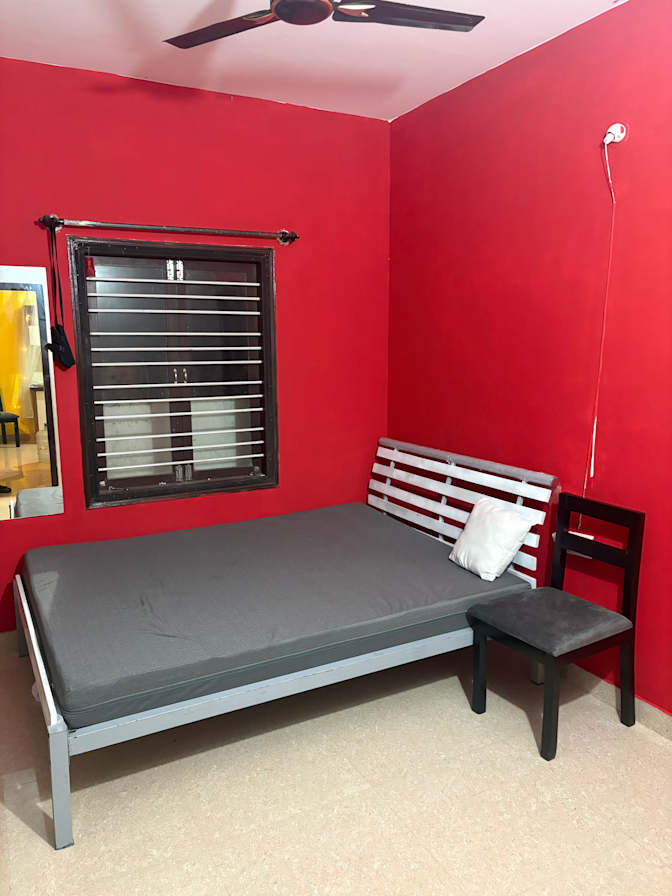Naushad's room