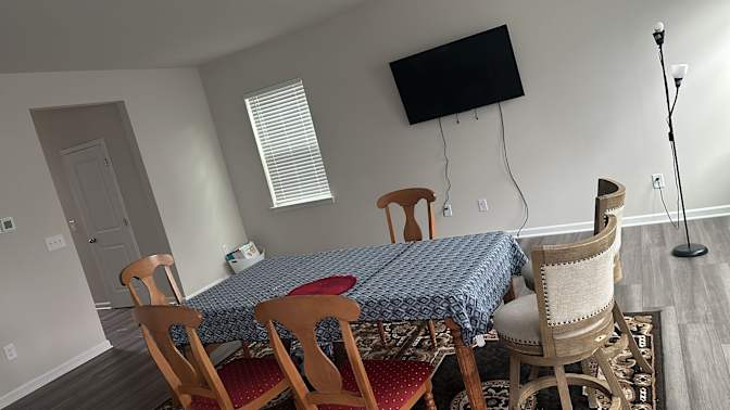 Alcove Rooms's room