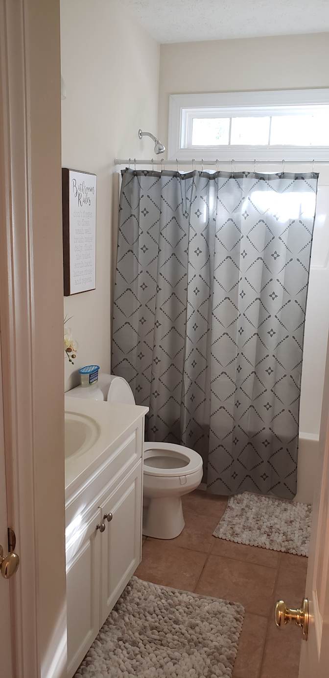 Elgin, SC's room