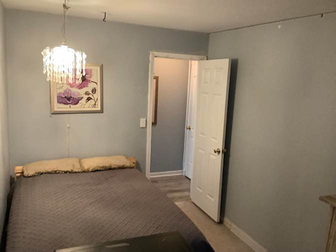 sreve's room