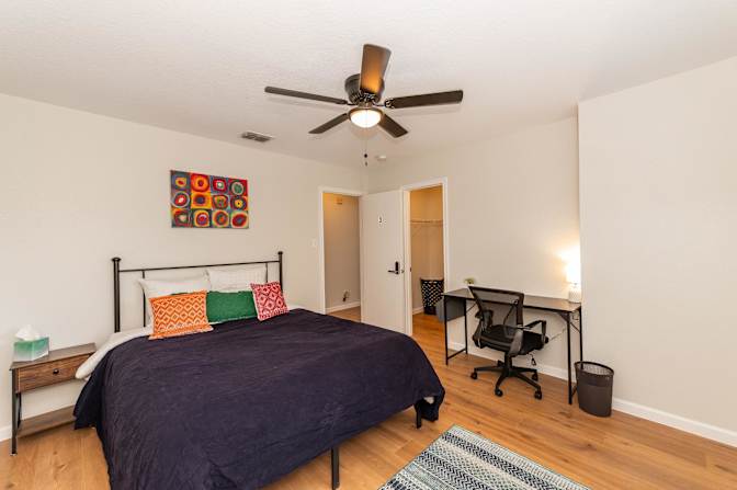 PadSplit's room