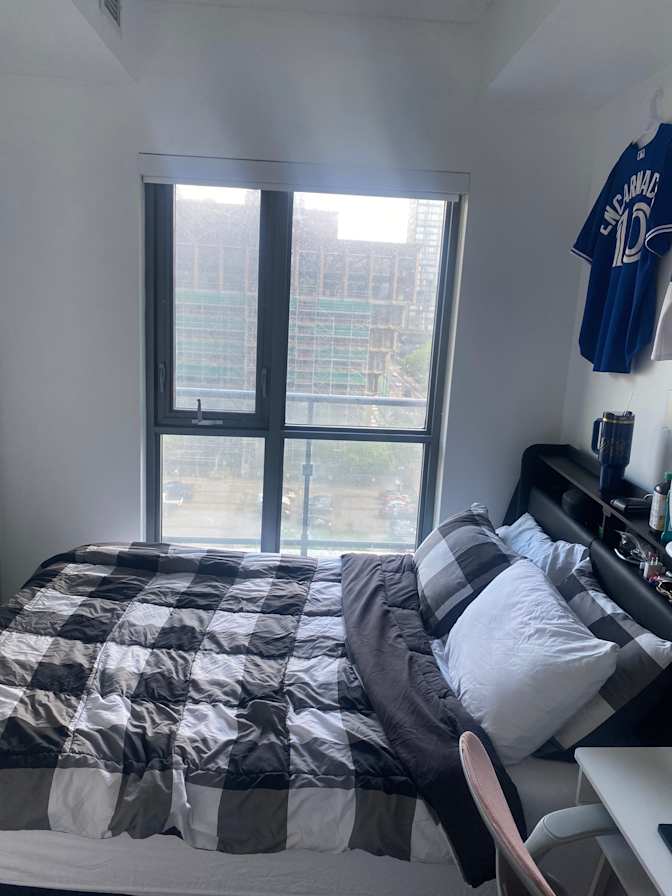 Winston's room