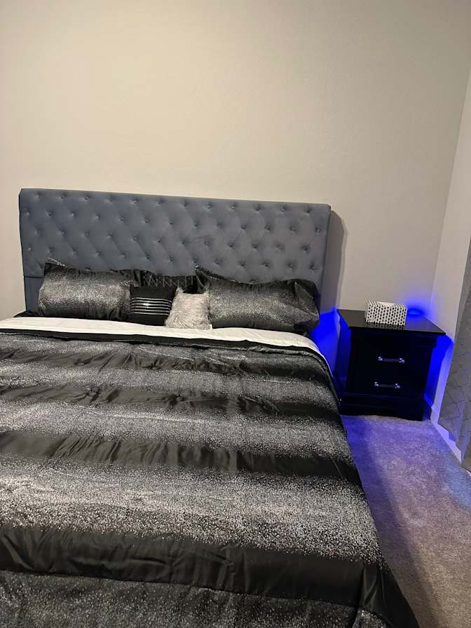 NAGIMU's room