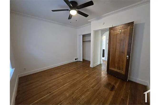 Melissa Morales's room