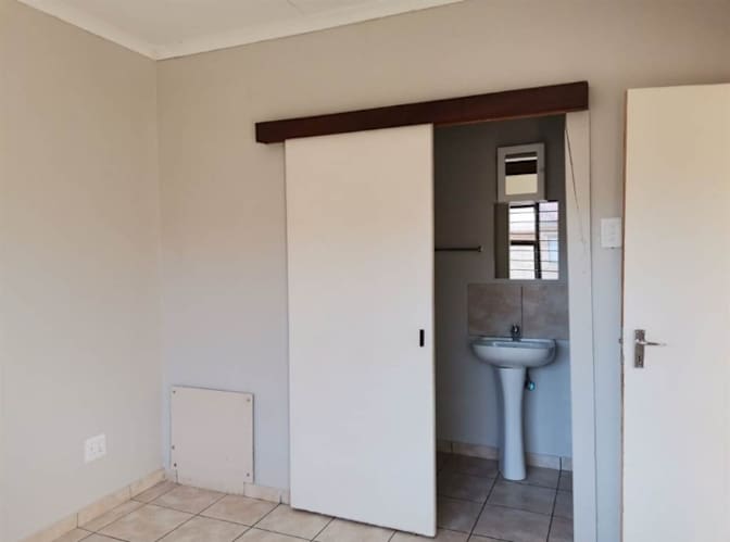 Karabo's room