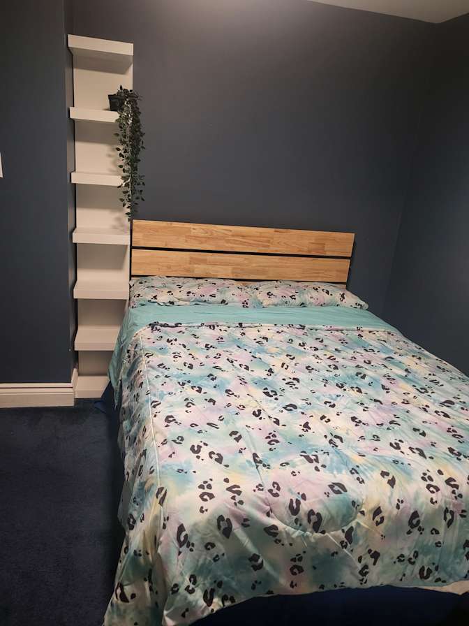 Mirasol Pandeling's room