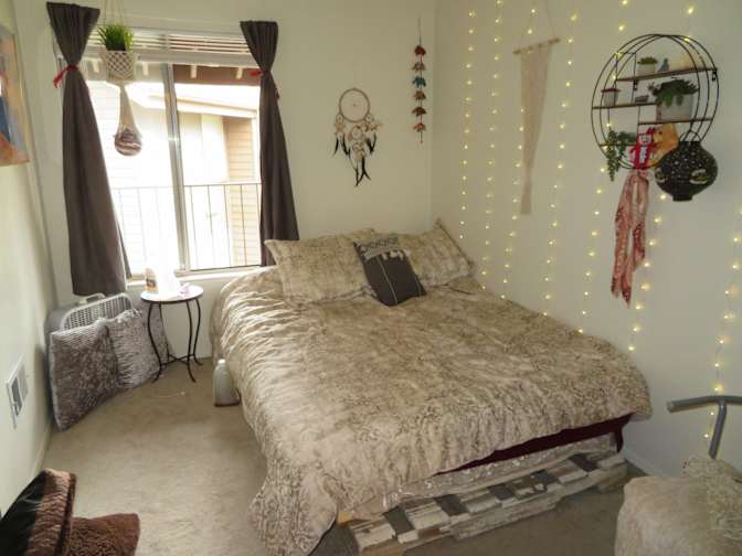 Isabella's room