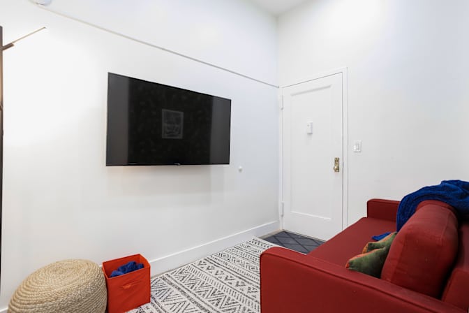 Liza's room