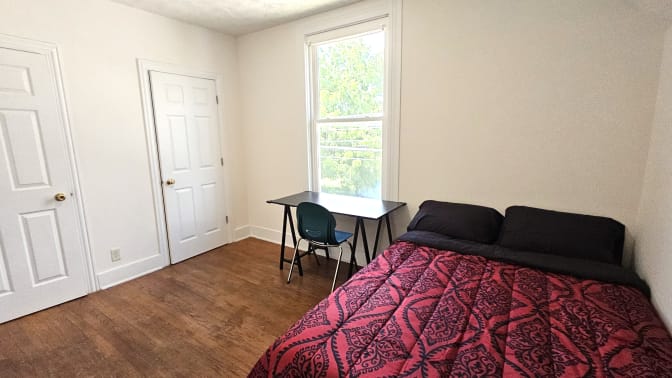 Kitty C's room