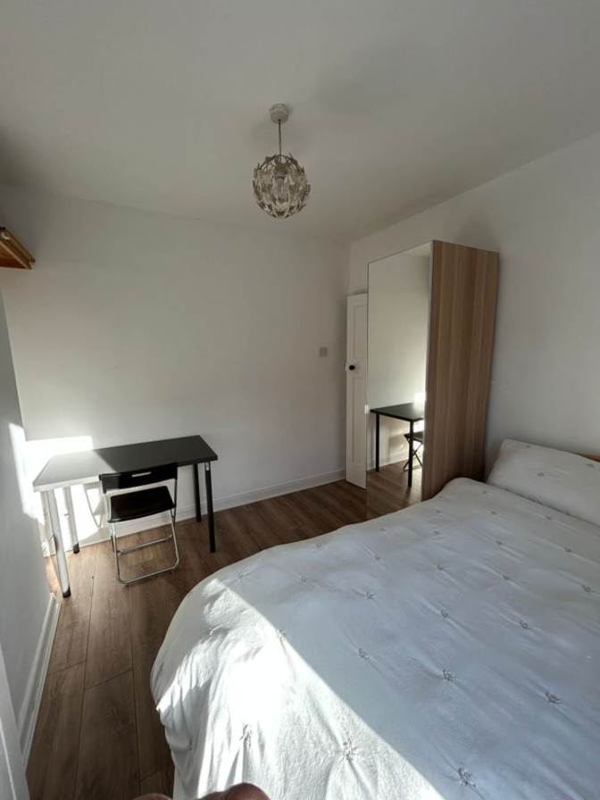 Caleb Kurien's room