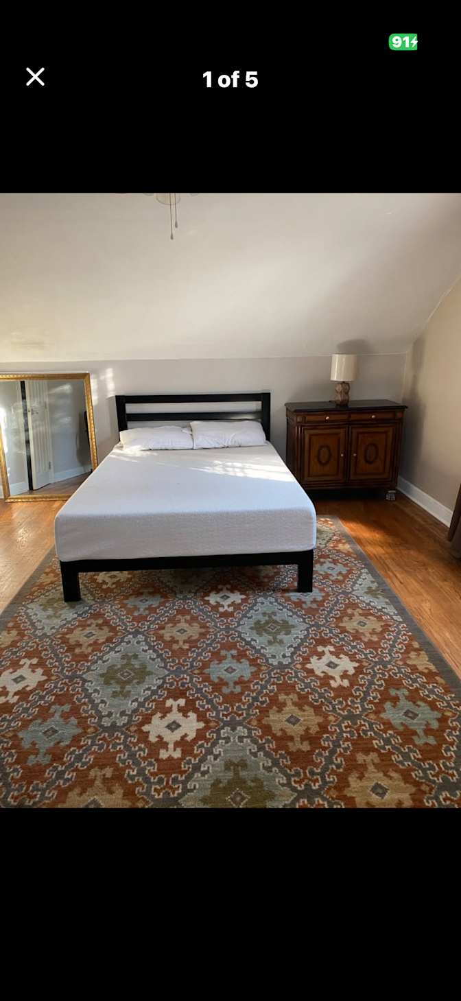 Gregg Caruso's room