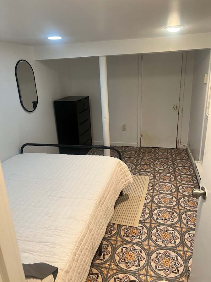 Chelsie Ramirez's room
