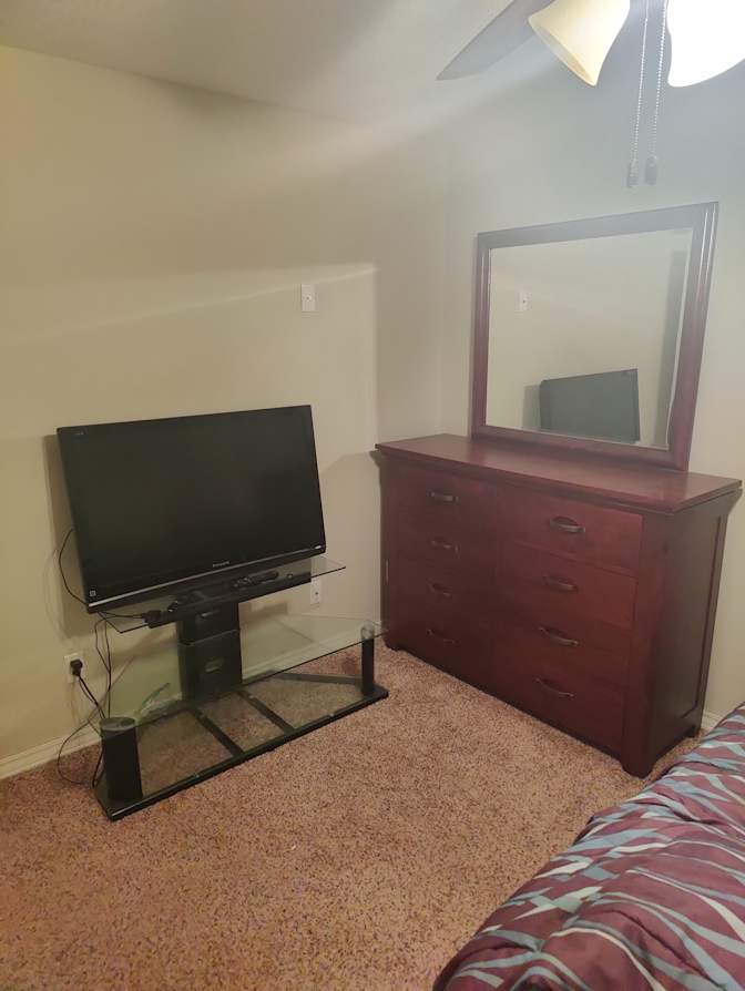 Ron's room