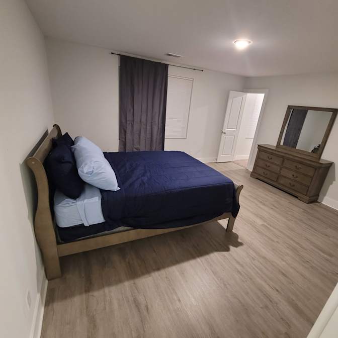Ken's room