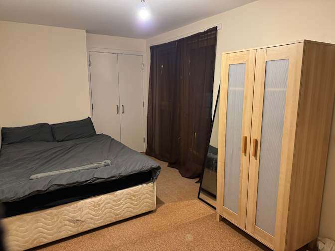 Sonu's room
