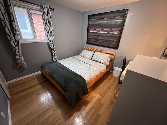 Nick Sarkovski's room