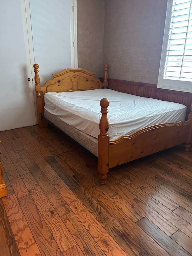 Rhodora's room
