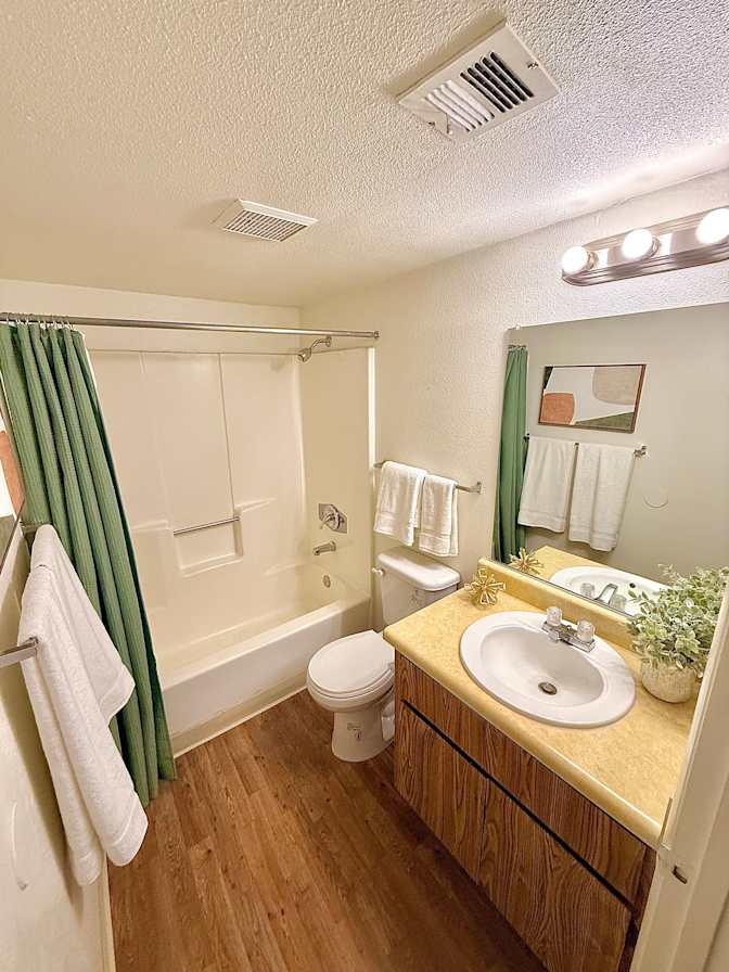 Pine View Village's room