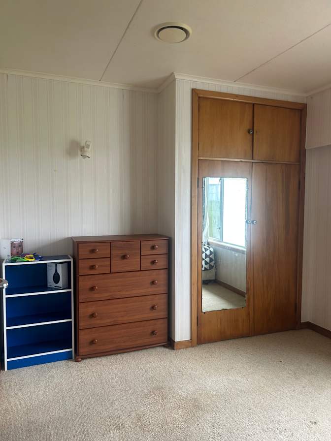 Kelly's room