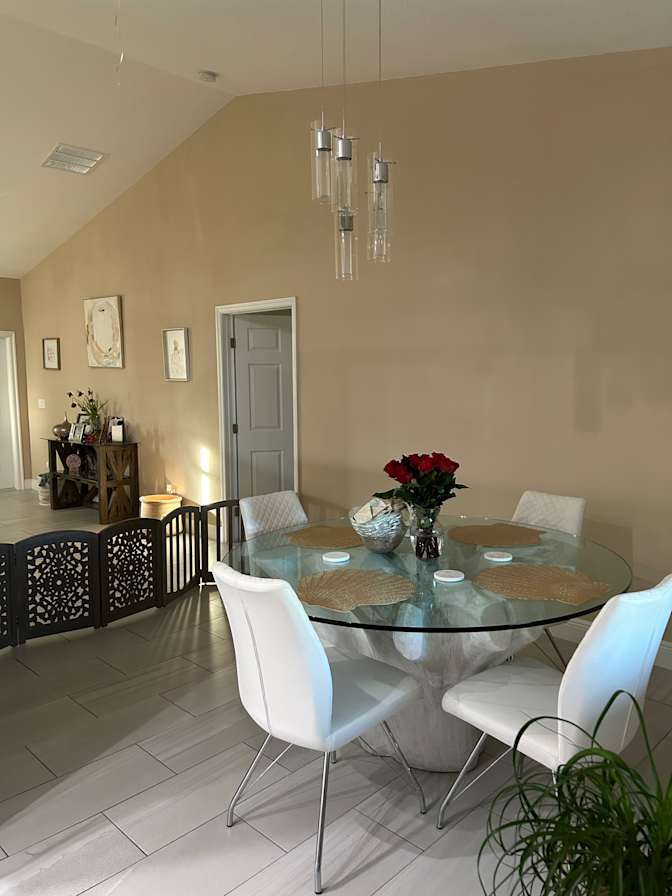 Jamila Romeo's room